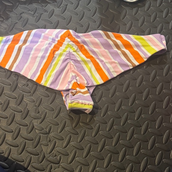 Roxy • NWT $75 Striped Bikini Bottom reversible - Picture 2 of 6